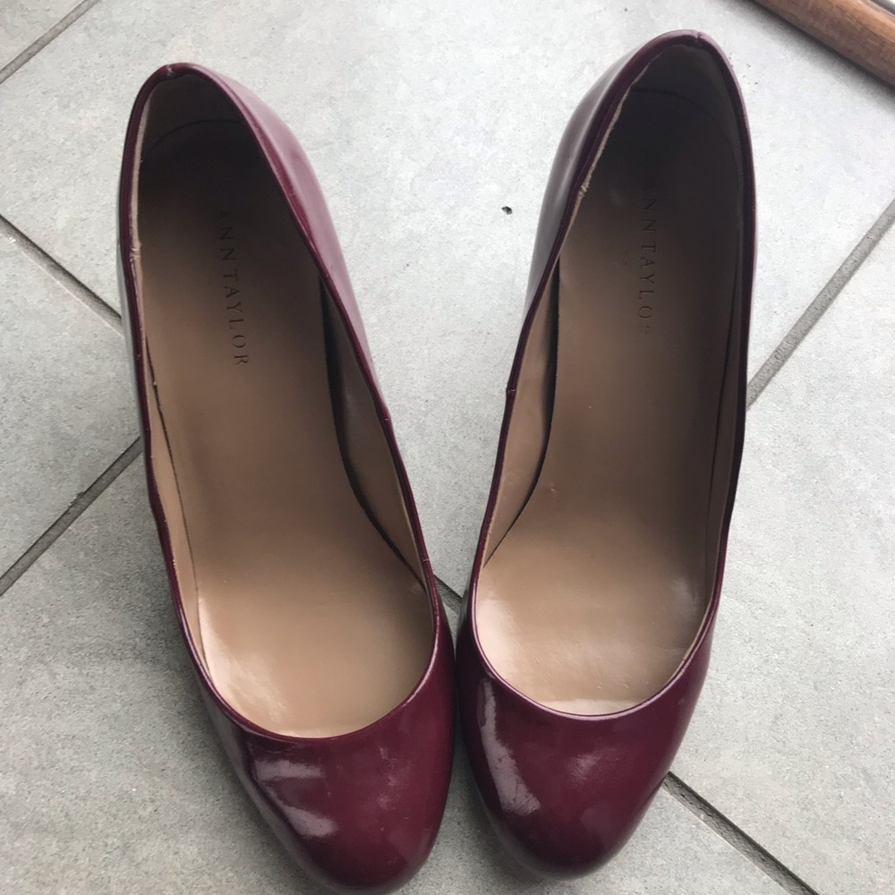 Ann Taylor pumps